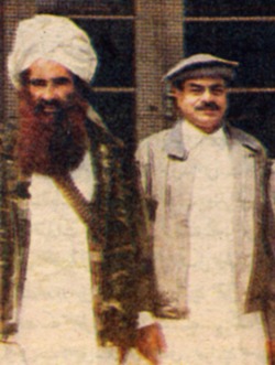 Jalaluddin Haqaani and Hamid Gul