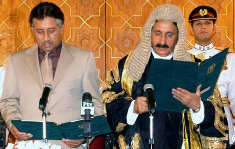 Iftikhar Chaudhry and Gen Musharraf