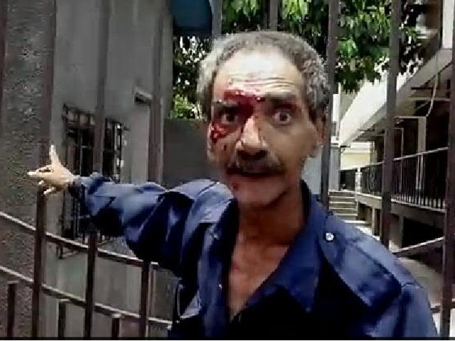 Karachi man beaten eating Ramazan